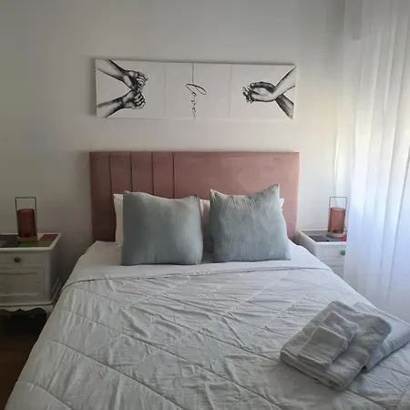 Santiago Homestay *